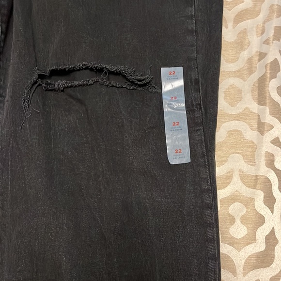 Black Old Navy Jeans - Picture 4 of 5